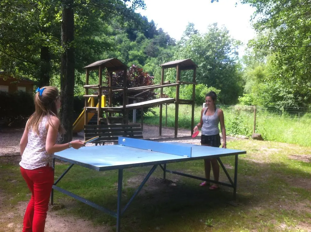 Campsite Camping La Cle Des Champs Saint-Nectaire