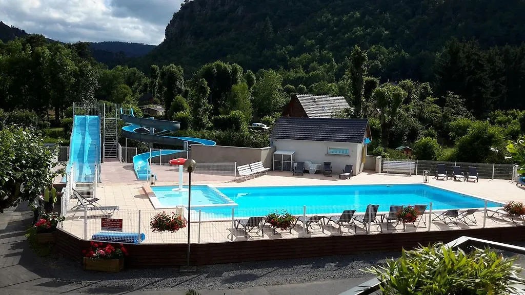 Camping La Cle Des Champs Saint-Nectaire 4*,